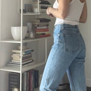 Everlane 90s cheeky crop